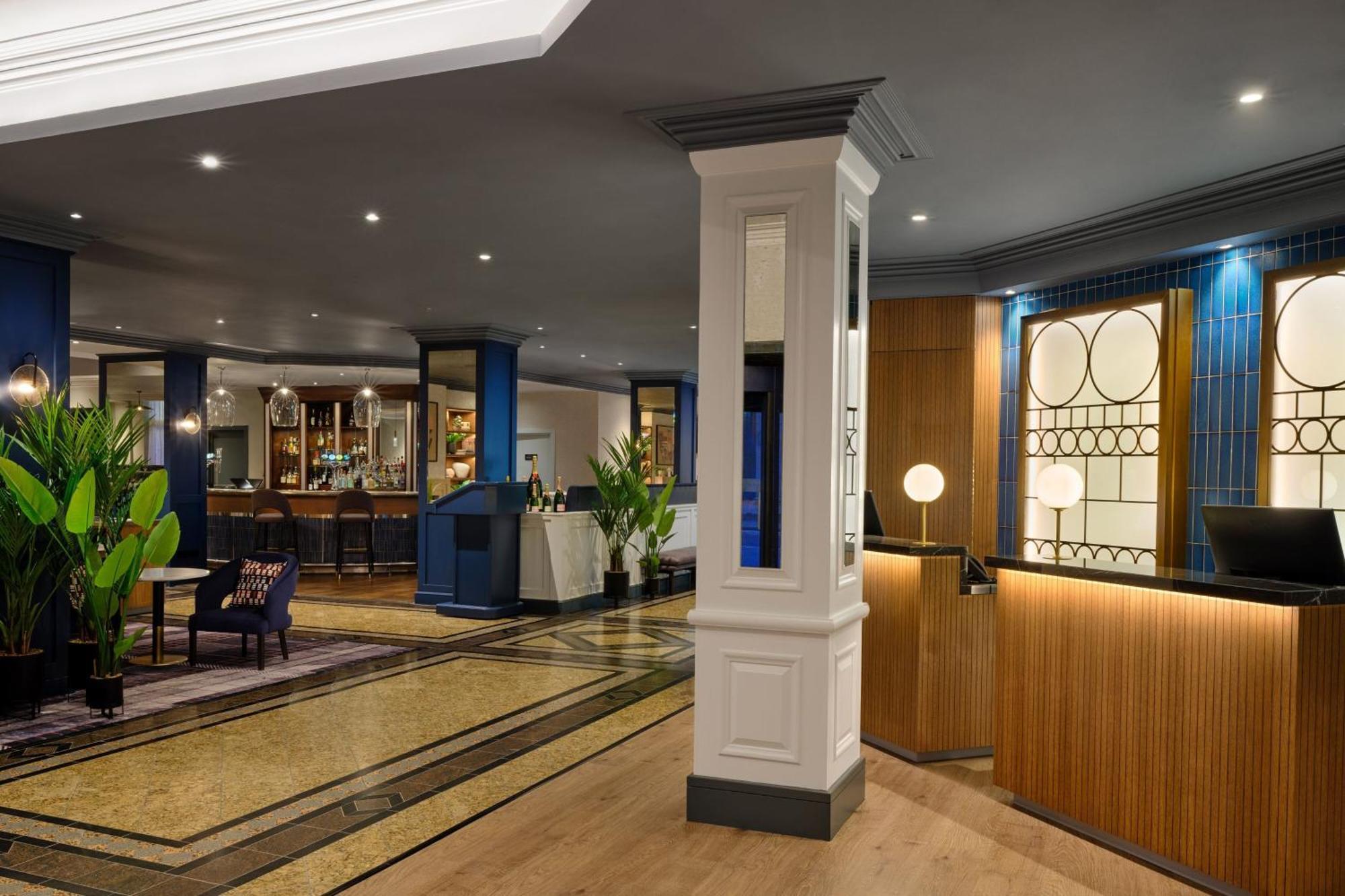 Edinburgh Marriott Hotel Holyrood Екстериор снимка